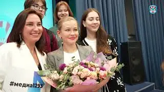 Встреча в Клубе старшеклассников «‎Карьера»‎ с Юлией Пересильд