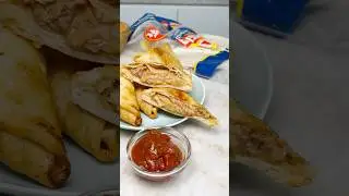 Crunch wrap deep fried taco #food #cheese #taco