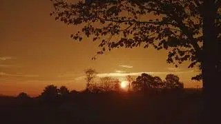 herbstlicher Sonnenaufgang 