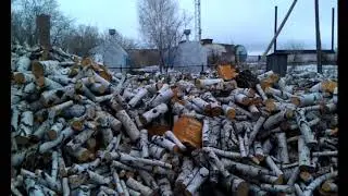 Котельная на сырых не колотых дровах.  (швырок)..