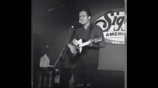 juicyfruitsnacks sings