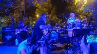 Ανοιξε Πετρο, Ανοιξε