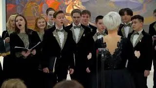 Музыка Е.Параниной,текст А. Полежаева - 'Сарафанчик'.