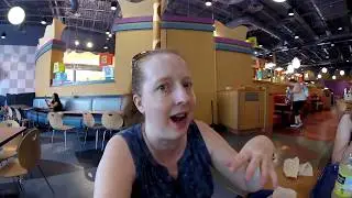 EVERYTHING POP Food Court Review