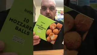 10 mozzarella cheese balls 🧀🧀 #cheese #mozzerella #cheesebites #iceland #review #viral #viralvideo