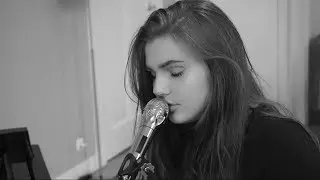 Can't help falling in love ~ Liv #COVER