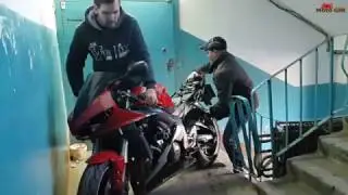 Блог №2:Начало сезона.Выкатываем мотоцикл из квартиры.Катим до гаража.