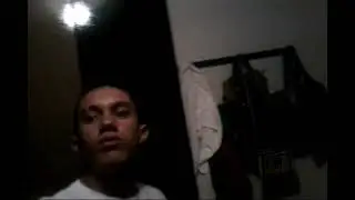 Achei uma espingarda antiga no meu quintal