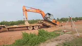 POKLANE MACHINE UNLOADING//PC UNLOADING AT SITE//EXCAVATOR UNLOADING PROCRSS