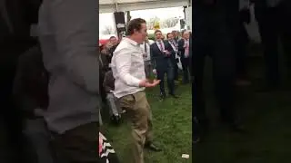 Пяный танц батл)))