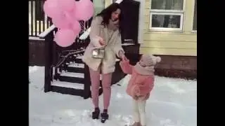 Друзья, спасибо всем за поздравления!  Очень приятно! Лучики тепла и улыбок каждому.