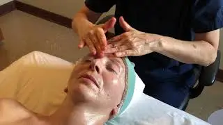 Bellanina® Facelift Massage at Brannick Clinic of Natural Medicine
