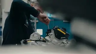 From Berlin to the UK: The production of the M 1000 RR Engine