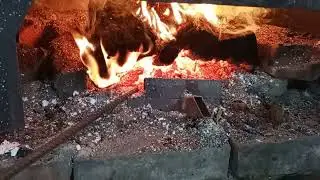 красивое пламя кузнечного горна (оригинал)