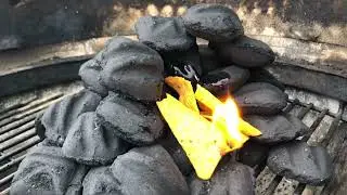 Starting a charcoal grill with the Doritos trick