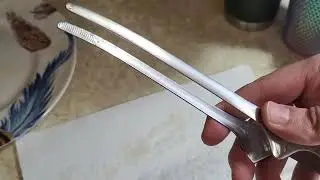 Korean and Japanese BBQ Tongs Self-Standing Grill Tongs Non-Slip Utensils Stainless Steel Tongs