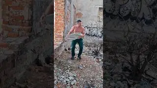 Мощьно.