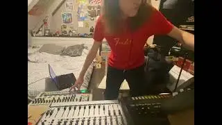 Behringer TD-3, RD-8, RD-9 Rob Acid - Happy Answer hommage acid live @Robert_Babicz