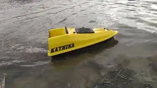 KATRINA НА ВОДОМЁТЕ .. ПОВЕДЕНИЯ НА ВОДЕ ...