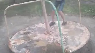 Ебанутся! Карусели гнутся!