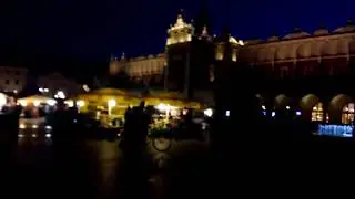 Ночная Рыночная площадь в Кракове