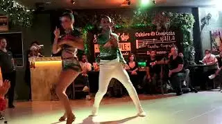 🎉Bachata show in Medellin Colombia (🎁100 bachata steps in description👇)