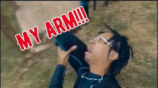 I put my arm in a hole !!