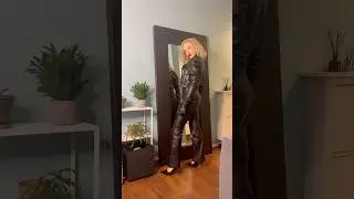 Totally leather😈🤤🖤