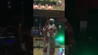 Чернокожий поет на татарском 