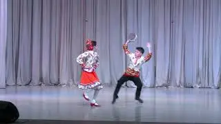 Народный танец"Танец с бубном"- дуэт