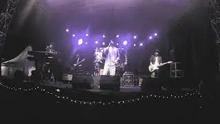 Feel The Stage