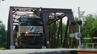 SD70ACe 1066 Trails on Norfolk Souther Train 18T