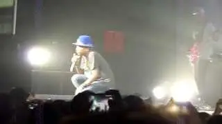 Pharrell Williams au Zenith de Paris 13/10/14 (Marilin Monroe)