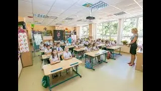 Почему девочки лучше учатся в школе!?