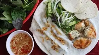 Banh Cuon (Vietnamese Steamed Rice Rolls)
