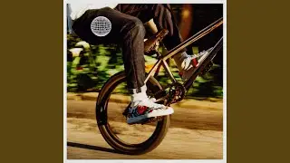 Biking (Solo)