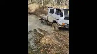 Ниссан атлас 4х4 в деле, 38 тапки Шины Lakesea ALLIGATOR. покатушки