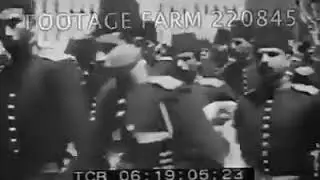 Şanlı Osmanlı Askerleri İstanbul'dan Çanakkale Cephesine Hareket Ediyor, 1915