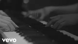 Tor Miller - Headlights (Live)
