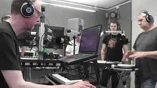 Bernhard Wöstheinrich & Volker Lankow - Radiokonzert