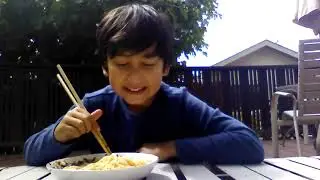 Spicy noodles challenge (no water)