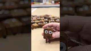 Robôs de madeira - chaveiro brinde 😁 formobile
