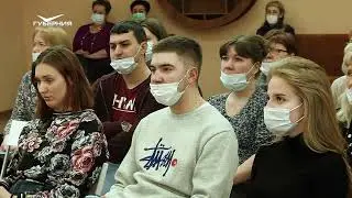 В Самаре открылась выставка, посвященная устному творчеству разных народов.