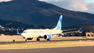 Beautiful United 737 MAX 8 Sunset Takeoff