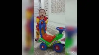 Тамирис машинасымен. Томи с машинам.