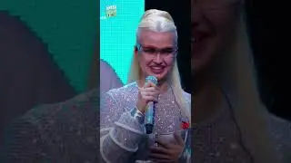 Сделал подарок ПРЯМО НА СЦЕНЕ! Денис Кукояка на Битве Поколений