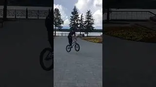 #bmx #bmxsport #automobile #bmxlife #bikelife #bmxer #tricks #bike #mtb #велосипед #sporcru