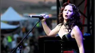 the queen of Turkish rock music (ŞEBNEM FERAH ) SONG = Lonely