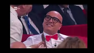 Pure A Sanremo Ci sono Poltrone Sofà