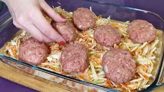 БЕРУ КАПУСТУ, РИС, КОТЛЕТЫ и заливаю томатным соком. Готовлю УЖИН ДЛЯ ВСЕЙ СЕМЬИ